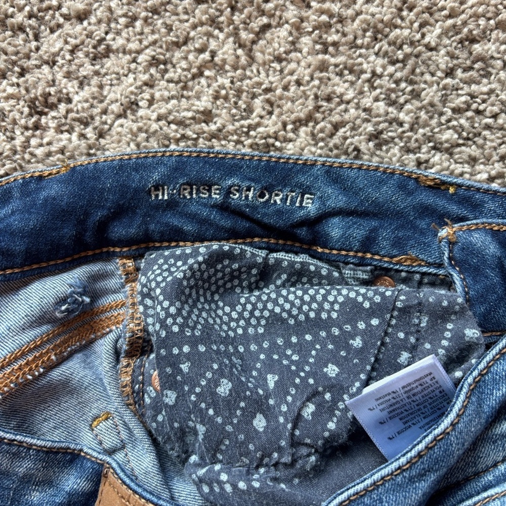 Bandana-Pocket Shorts - Picture 5 of 6